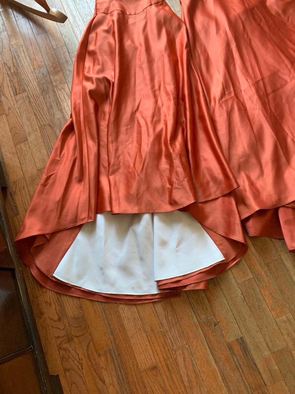 2 Formal Dresses - Picture 3 of 9